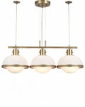 **Moderne hanglamp met drie glazen bollen en gouden afwerking**